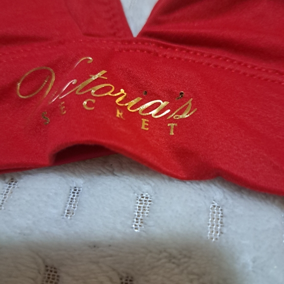 Victoria Sicret  V Neck Bralette  size S/P red - Picture 3 of 5